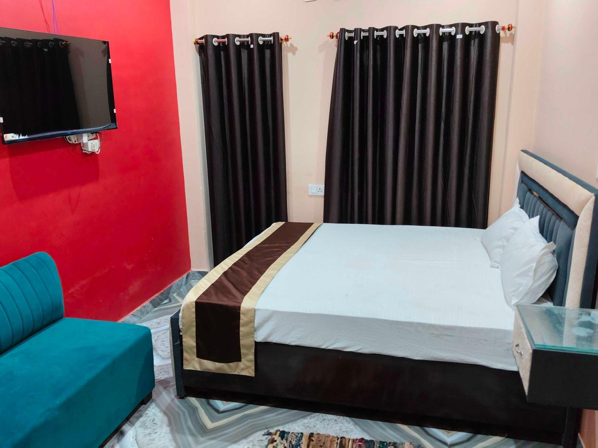 Hotel O The Lavish Landmark Danapur Экстерьер фото